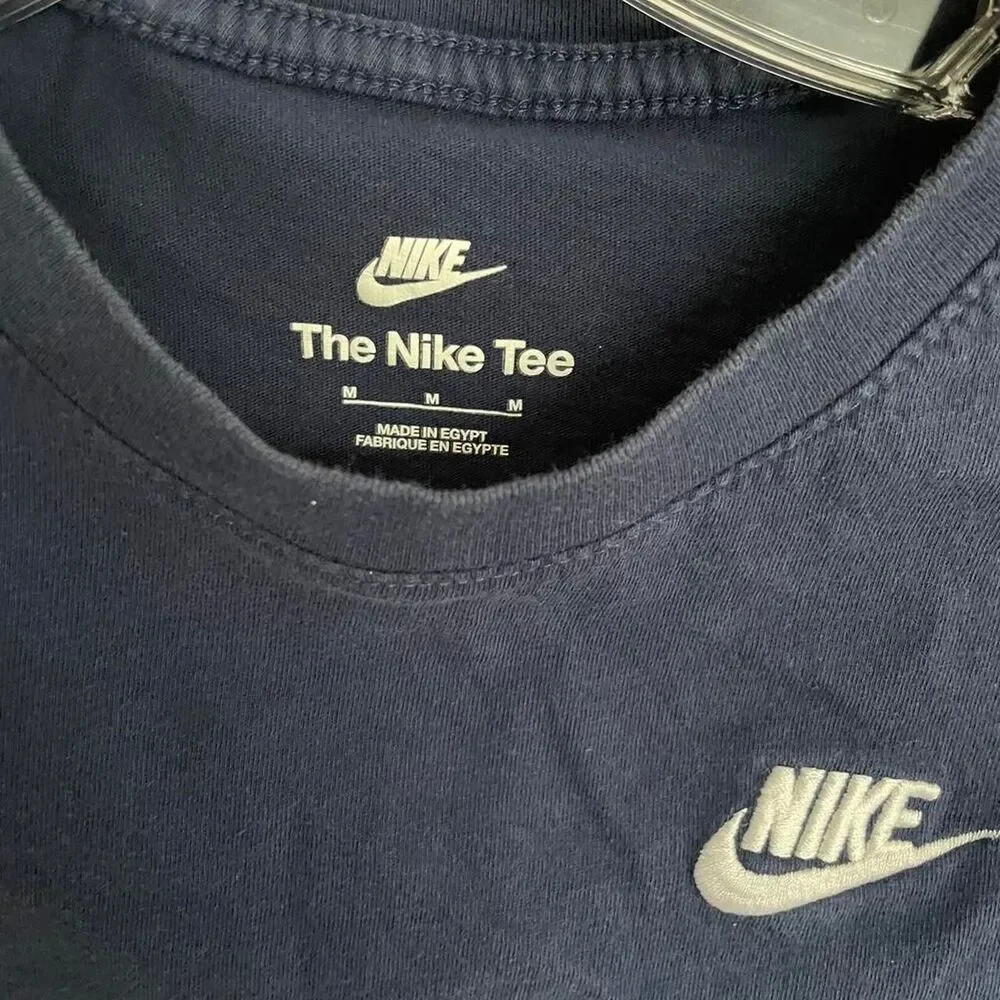 Kid's Nike Bundle, Medium Navy Shirt and XS Black Shorts‎